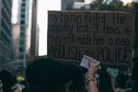 AOC Revives 'Abolish ICE' Campaign to Boost Fundraising Efforts